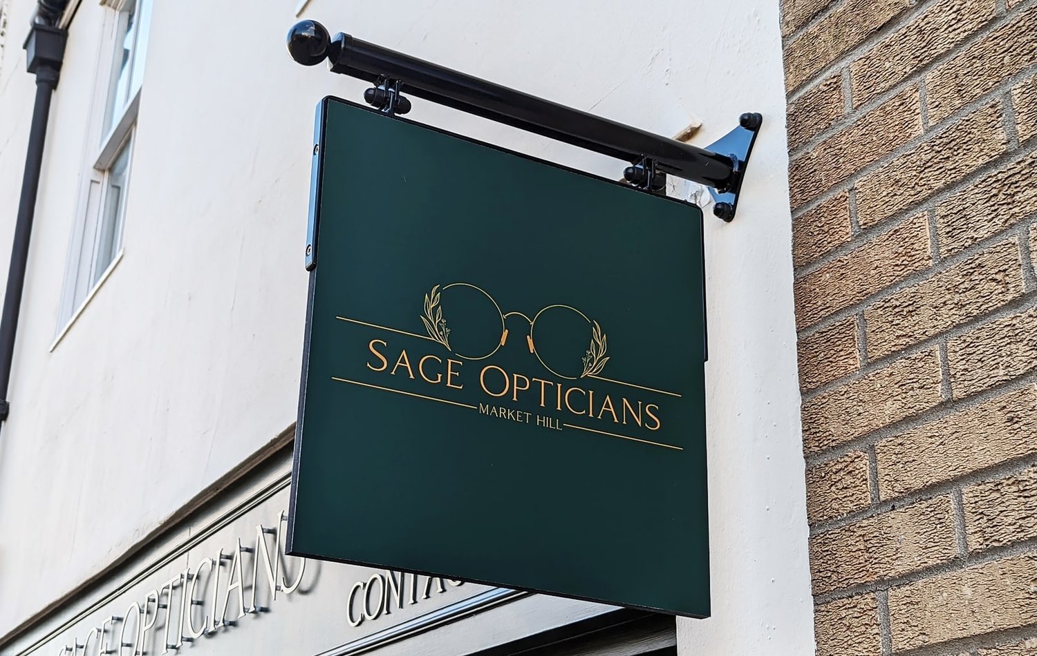 Outdoor projection signs London